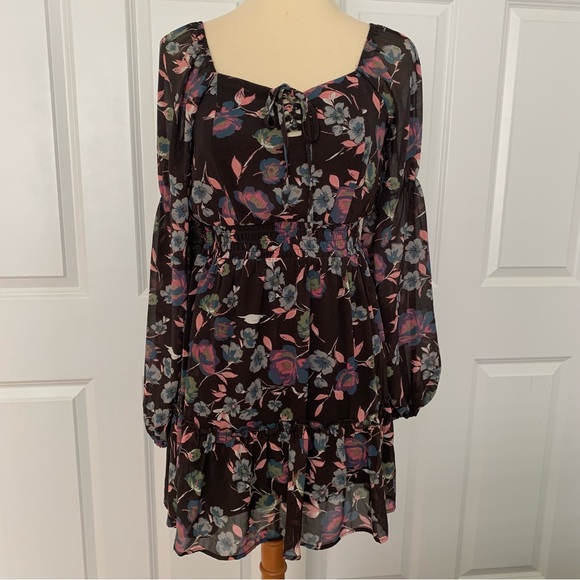 Adorable Floral Ruffle Summer Dress - Picture 1 of 6